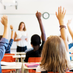 Sérgio Bento De Araújo analisa como o ensino personalizado nas escolas privadas se tornou sinônimo de qualidade e confiança para as famílias.