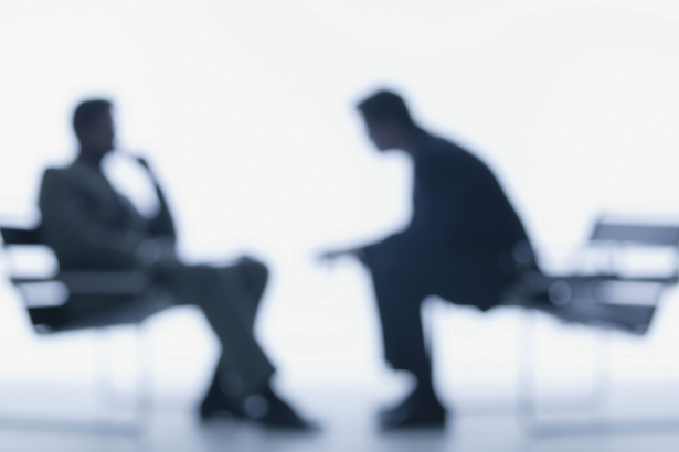 Alfredo Moreira Filho destaca como a escuta ativa fortalece relações e forma líderes mais empáticos e conscientes.